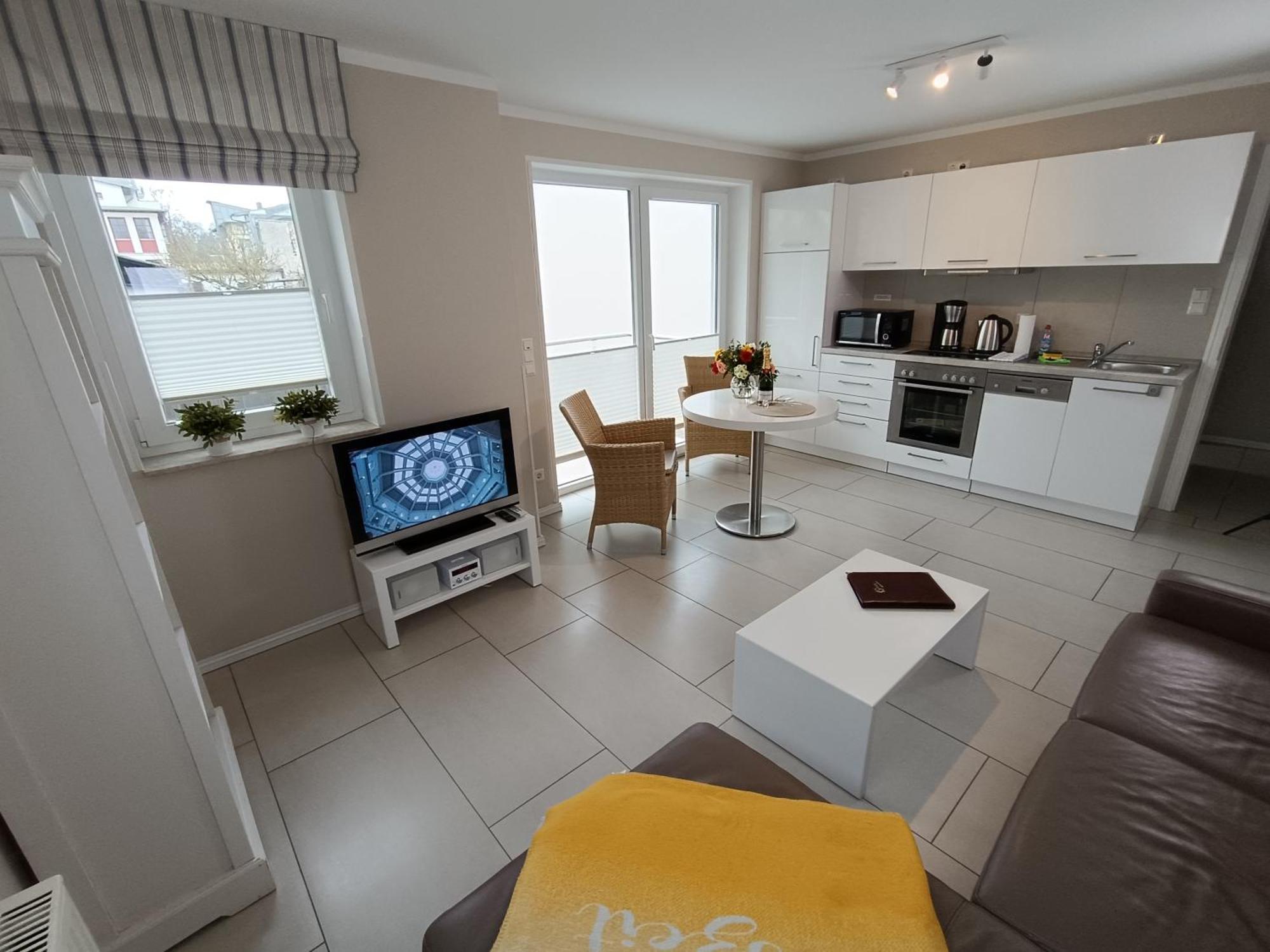 Haus Nemo - Appartement 5, Gemuetliches Appartement Mit Strandkorb, Strandnah 50 M Heringsdorf  Buitenkant foto